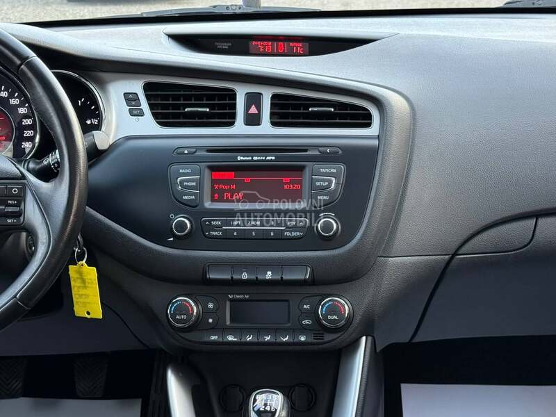 Kia cee`d 1.6 CRDI PANO