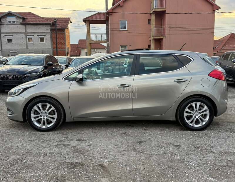 Kia cee`d 1.6 CRDI PANO