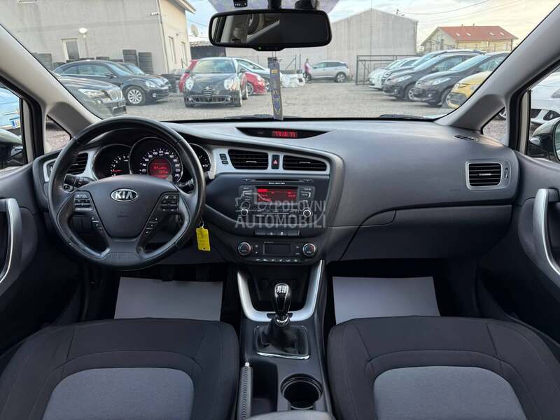 Kia cee`d 1.6 CRDI PANO