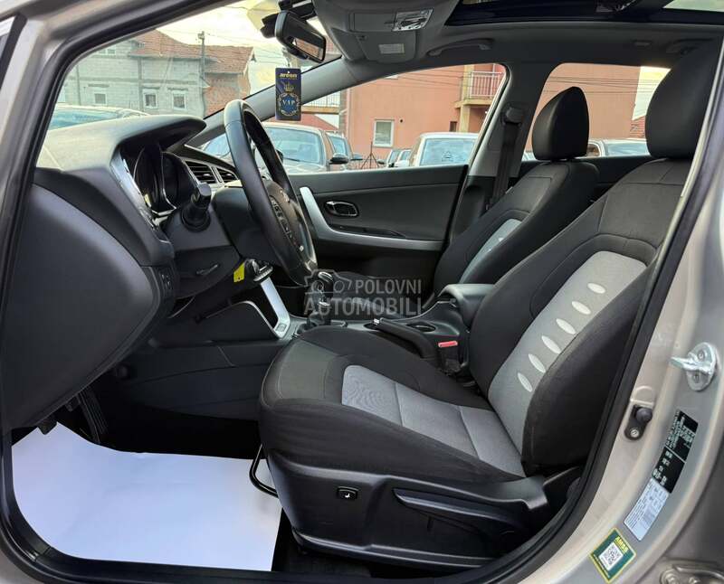 Kia cee`d 1.6 CRDI PANO