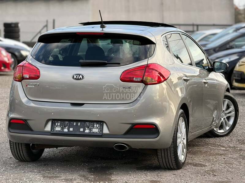 Kia cee`d 1.6 CRDI PANO