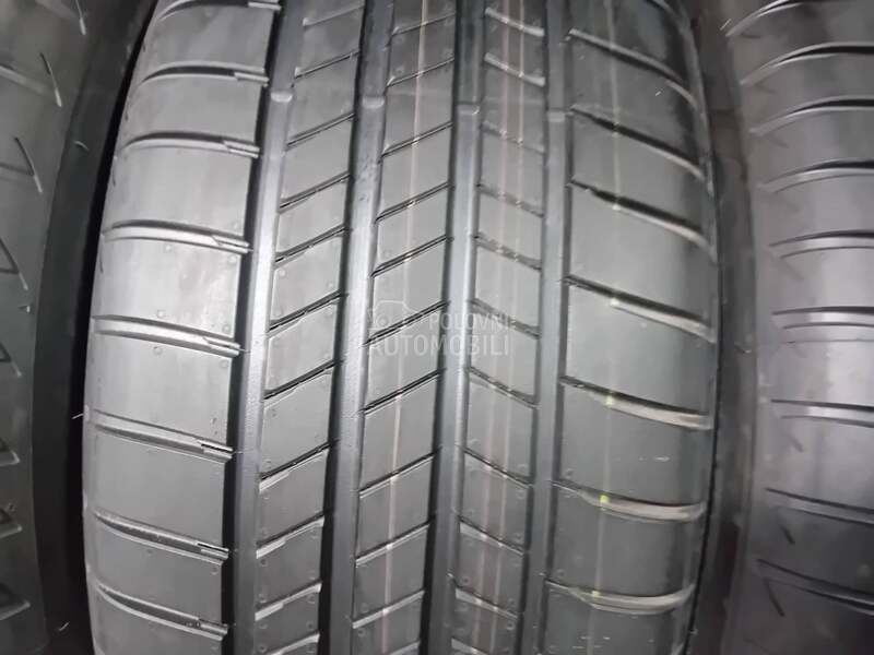 Bridgestone 235/55 R18 Letnja