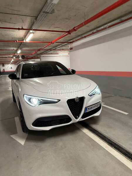 Alfa Romeo Stelvio 2.0