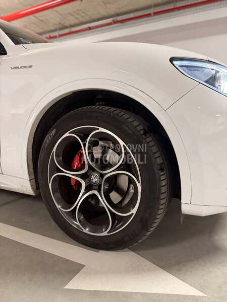 Alfa Romeo Stelvio 2.0