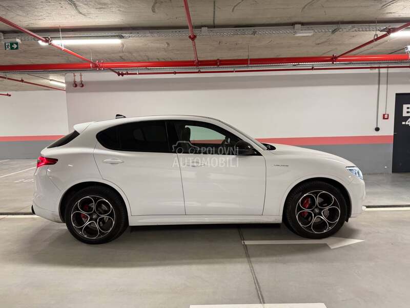 Alfa Romeo Stelvio 2.0