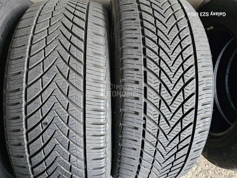 Tracmax 225/55 R17 Sve sezone