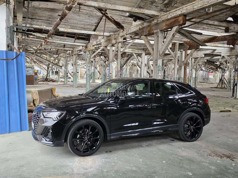 Audi Q3 2.0 TDI S LINE