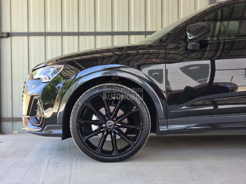 Audi Q3 2.0 TDI S LINE