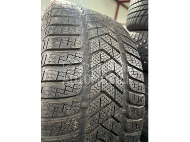 Pirelli 245/30 R20 Zimska
