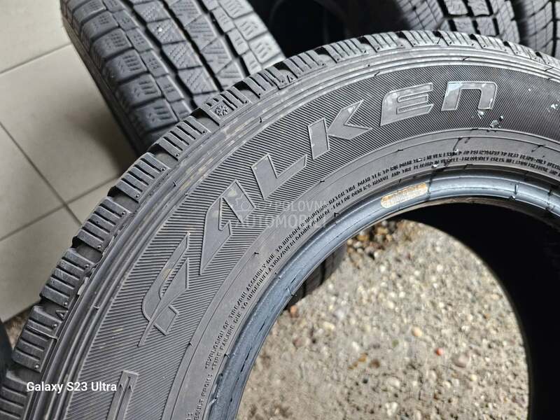 Falken 215/65 R15 Zimska