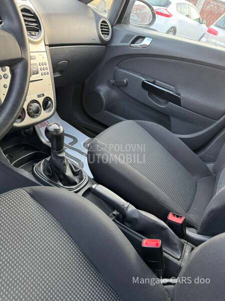 Opel Corsa D 