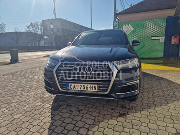 Audi Q7 E-tron