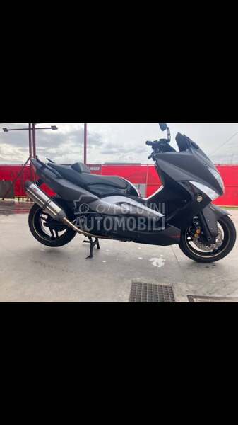 Yamaha t max