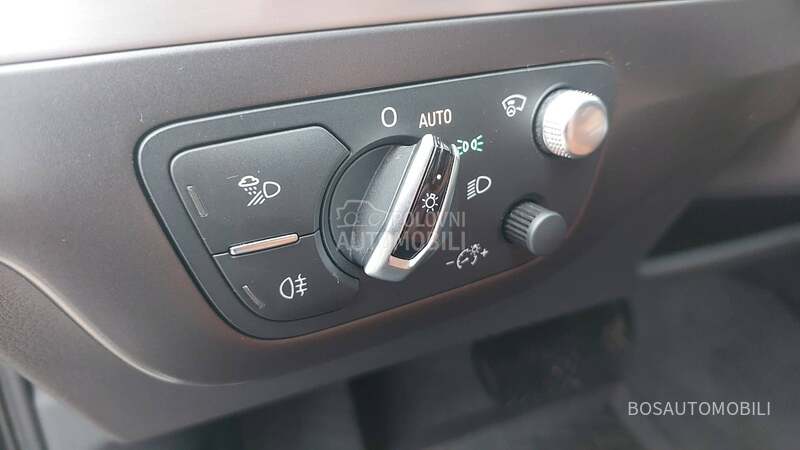 Audi Q7 3.0 E - Tron