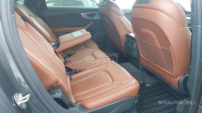 Audi Q7 3.0 E - Tron
