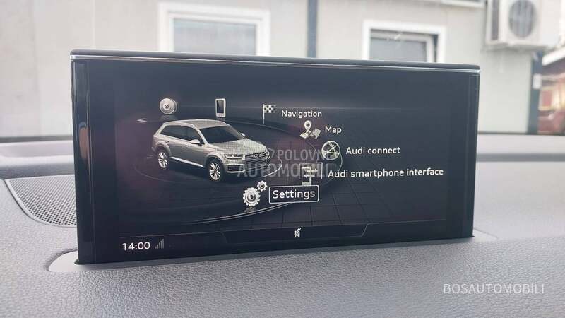 Audi Q7 3.0 E - Tron