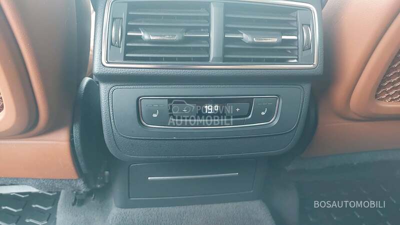 Audi Q7 3.0 E - Tron