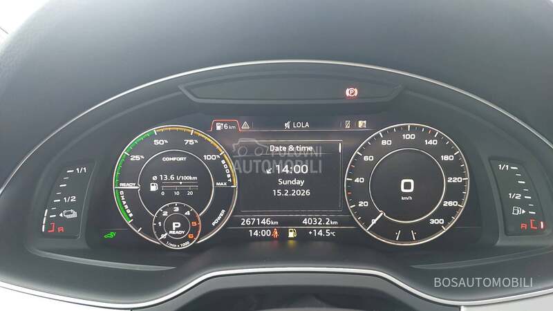 Audi Q7 3.0 E - Tron