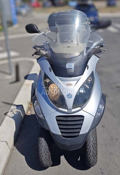 Piaggio mp3