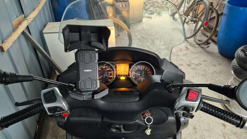 Piaggio mp3