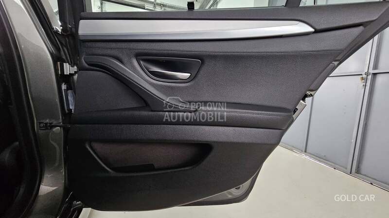 BMW 525 25dA d.tabla harman