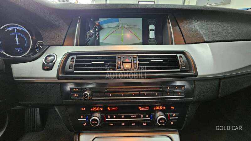 BMW 525 25dA d.tabla harman