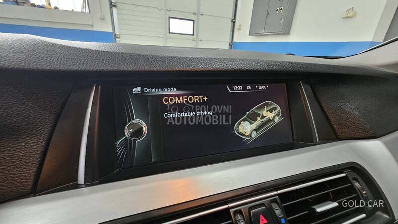 BMW 525 25dA d.tabla harman