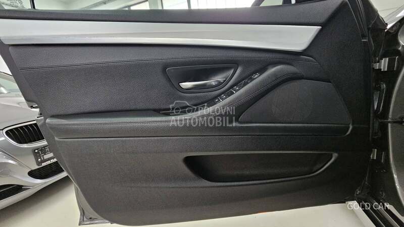 BMW 525 25dA d.tabla harman