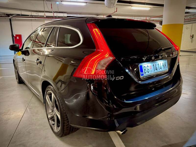 Volvo V60 