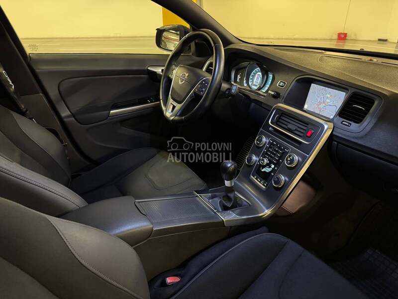 Volvo V60 