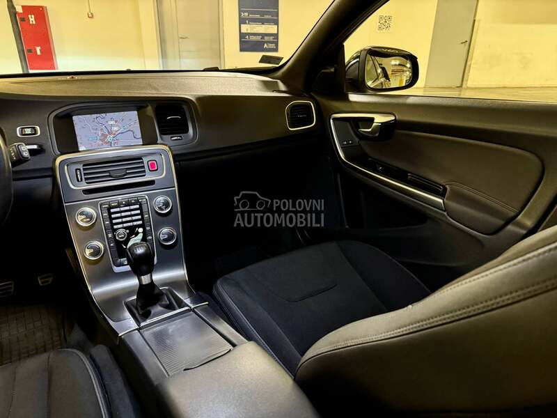 Volvo V60 