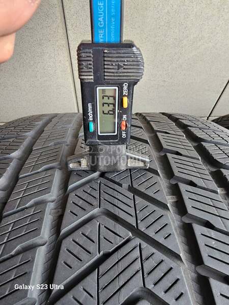 Pirelli 325/35 R22 Zimska