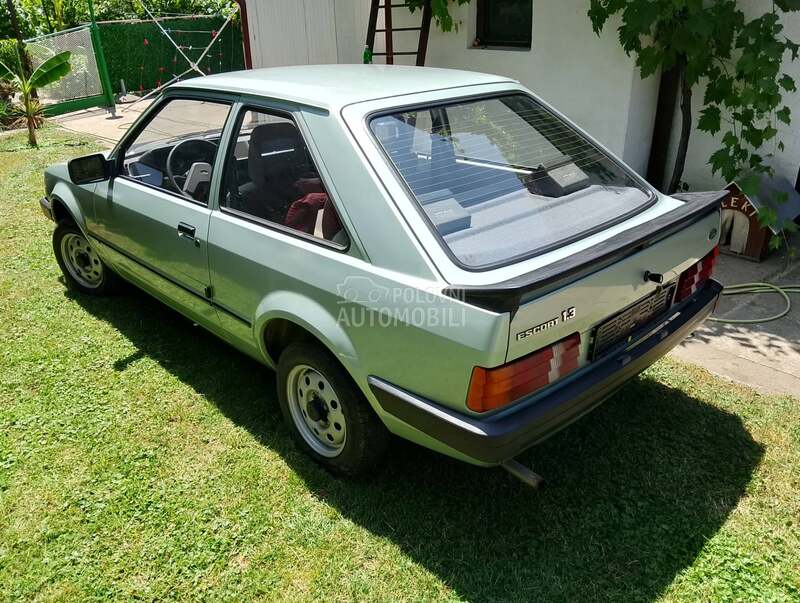 Ford Escort 1.3B