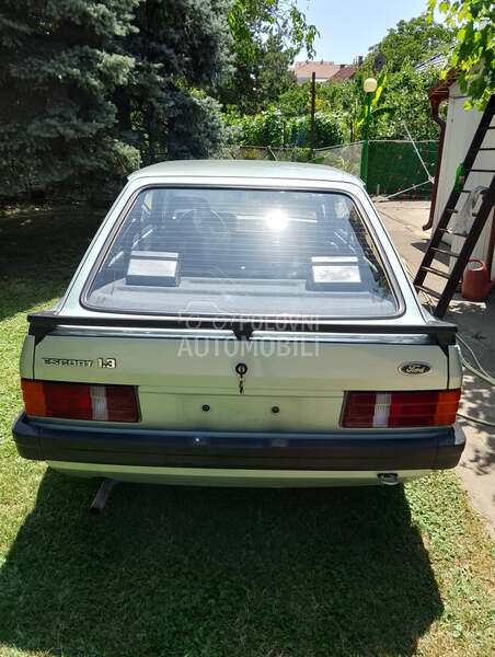 Ford Escort 1.3B