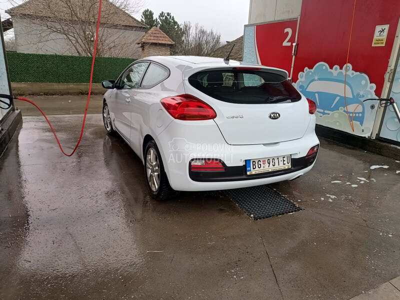 Kia pro_cee`d 