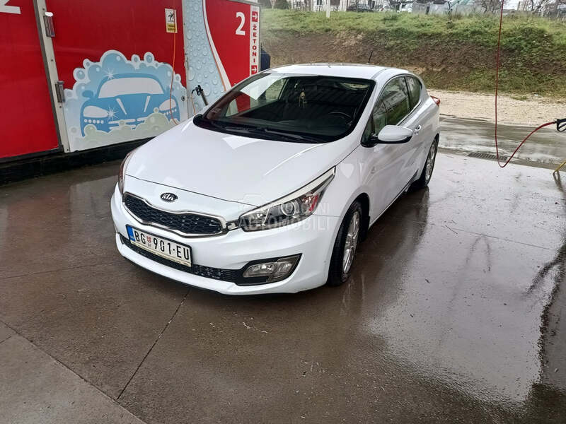 Kia pro_cee`d 