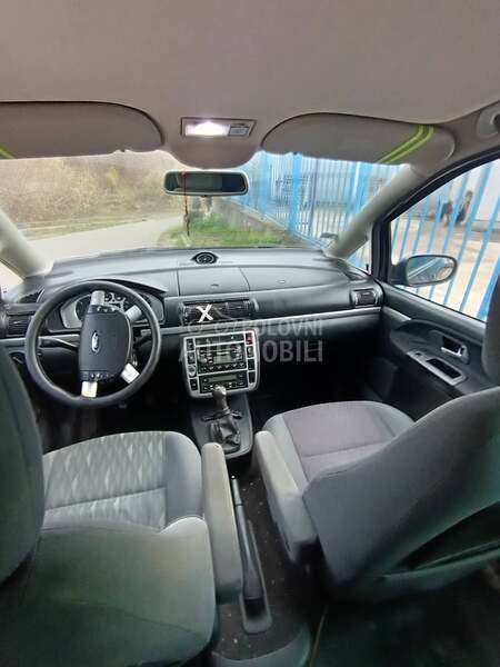 Ford Galaxy 