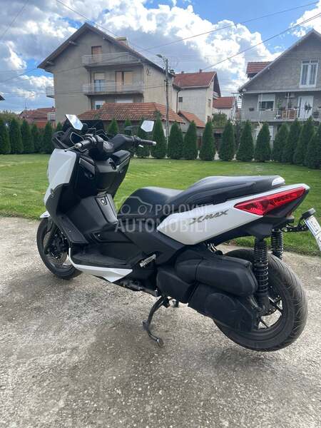 Yamaha X max 250