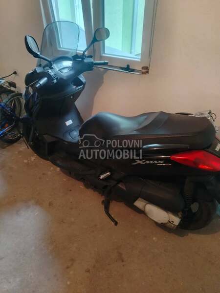 Yamaha Xmax