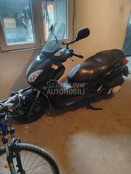 Yamaha Xmax