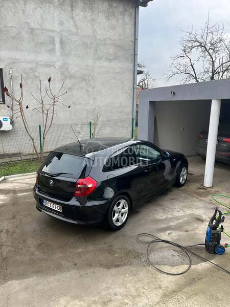 BMW 120 