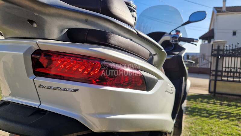 Piaggio mp3 bussines 500/bkat