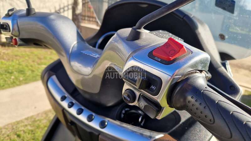 Piaggio mp3 bussines 500/bkat