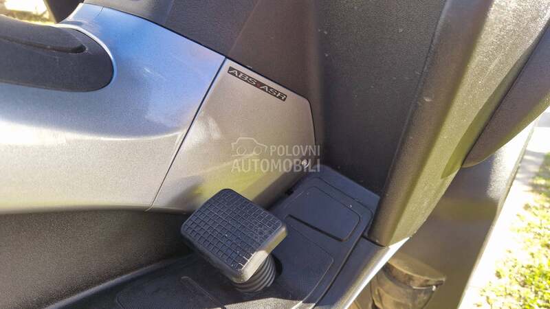 Piaggio mp3 bussines 500/bkat