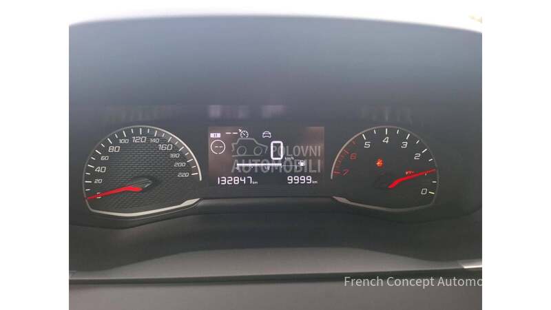 Peugeot 208 NAV 1.2 puretech 75