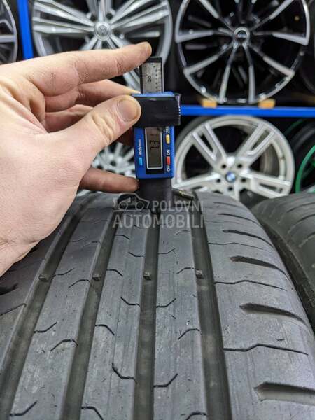 Continental 215/60 R17 Letnja