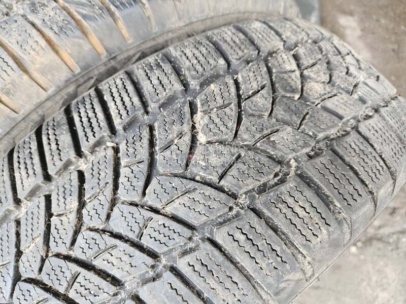 Firestone 205/60 R16 Sve sezone