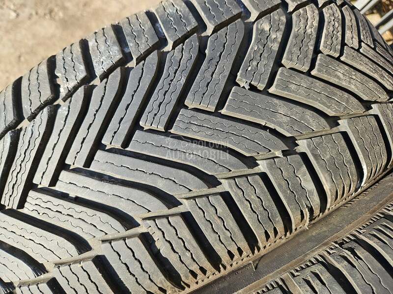 Michelin 215/60 R17 Sve sezone