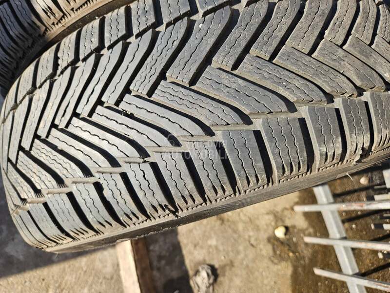Michelin 215/60 R17 Sve sezone
