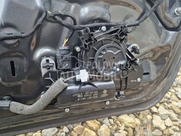 Motoric za otvaranje gepeka za Audi A4 od 2015. do 2020. god.